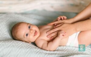 Leia mais sobre o artigo Como cuidar da pele sensível do bebê: dicas de produtos e rotinas seguras